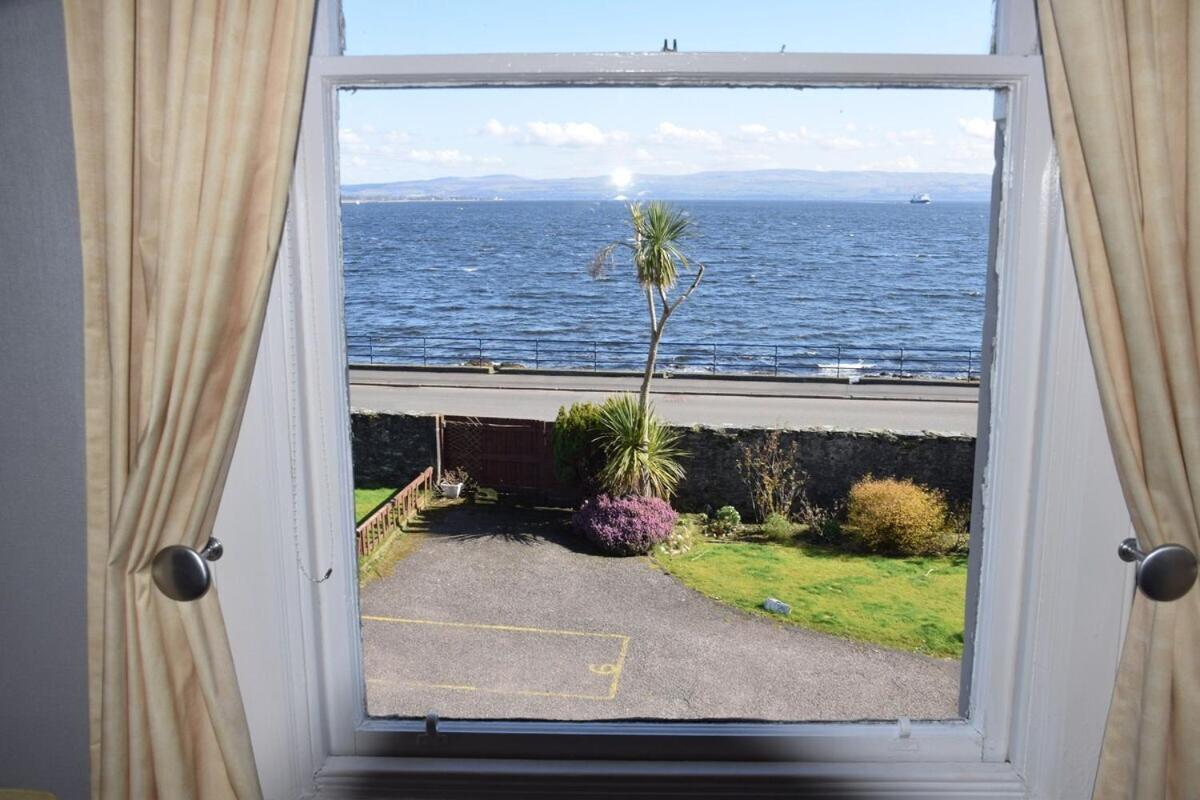 One Marine Place Port Bannatyne Szoba fotó